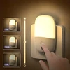 2x LED naktinė lemputė SU SUTEMSOS JUDĖJIMO JUTIKLIO RYŠKUMO REGULIAVIMO KONTAKTAIS