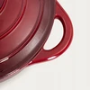 ANDREAS bordo spalvos plokščias ombre ketaus puodas, 28cm 2,5 l HOMLA
