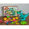Bajkowy Kuferek CASTRY PASTE FUN FEED DINOZAURO + PRIEDŲ RINKINYS