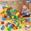 Bez Marki Magic Train konstrukciniai blokeliai 51 vnt dovana