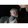 BIBS GLOW kūdikio čiulptukas 2 vnt. GUMA 18m+ NAKTĮ SVĖTINTI smėlio spalvos