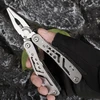 Daugiafunkcinis įrankis Multitool Juodas Ant 13 funkcijų Dominator Urban Combat, juodas