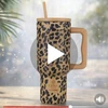 Estia Didelis termo puodelis su šiaudeliu 900 ml kavai ir arbatai 6/12h pantera MADINGA