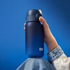 Gertuvė Gourde - ION8 - Tamsiai mėlyna - 350 ml - Be BPA - Atidarymas viena ranka - Ideali žygiams
