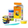 Hey Clay Sveiki, Clay. Minionai. Bobas ir Timas TM žaislai