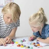 Kreidelės "Crayon Rocks" dėžutėje 64 vnt, 32 spalvos.