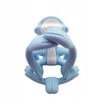 Mombella Teether rankena Monkey Toy mėlyna