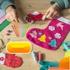 PLASTIKINĖS adatos 100 Vnt. 7cm Kelių spalvų glotnus, didelis tinklelis, ILGUS