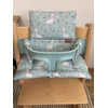 PROMOTION vandeniui atsparios pagalvėlės Stokke Tripp Trapp 2in1 žąsų mėtai
