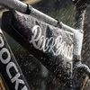 Rockbros TRIKAMPIS DVIRAČIO LIZDO KREPŠELIS RĖMUI 1,9L, PRIEKINIS DVIRAČIO, Juodas