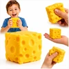 Toys GNIOTEK DIDELIS SŪRIS GELTONAS SŪRIO KUBAS ANTESTRESSAS ŽAISLAS 5 cm SQUISHY MOCHI