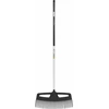 Vėduoklinis grėblys FISKARS SOLID WOOD, 20 dantų, 43 cm, lapams