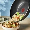 TEFAL keptuvė | H0561942 | Wok | 28 cm skersmuo | Tinka indukcinei kaitlentei | Fiksuota rankena | Juodas