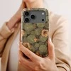 Voltuna Dėklas „Autumn Lotus Dance“ su MagSafe Apple iPhone 13-17 modeliams