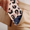 Voltuna Dėklas „Blush Leopard Spots“ su MagSafe Apple iPhone 13-17 modeliams