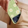 Voltuna Dėklas „Daisy Dream Grid“ su MagSafe Apple iPhone 13-17 modeliams