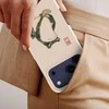 Voltuna Dėklas „Emerald Calligraphy Frog“ su MagSafe Apple iPhone 13-17 modeliams