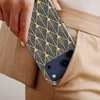 Voltuna Dėklas „Golden Royal Lattice“ su MagSafe Apple iPhone 13-17 modeliams