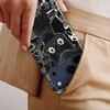 Voltuna Dėklas „Gothic Street Cat“ su MagSafe Apple iPhone 13-17 modeliams