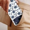 Voltuna Dėklas „Indigo Flower Print“ su MagSafe Apple iPhone 13-17 modeliams