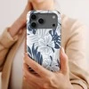 Voltuna Dėklas „Indigo Hibiscus Bloom“ su MagSafe Apple iPhone 13-17 modeliams