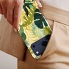Voltuna Dėklas „Jungle Glow Leaves“ su MagSafe Apple iPhone 13-17 modeliams