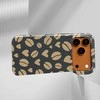 Voltuna Dėklas „Latte Heart Beans“ su MagSafe Apple iPhone 13-17 modeliams