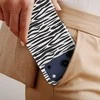 Voltuna Dėklas „Monochrome Zebra Flow“ su MagSafe Apple iPhone 13-17 modeliams