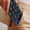Voltuna Dėklas „Noir Golden Leaves“ su MagSafe Apple iPhone 13-17 modeliams