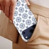 Voltuna Dėklas „Petite Indigo Pattern“ su MagSafe Apple iPhone 13-17 modeliams