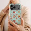 Voltuna Dėklas „Retro Love Vibes“ su MagSafe Apple iPhone 13-17 modeliams