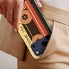 Voltuna Dėklas „Retro Mixtape Vibes“ su MagSafe Apple iPhone 13-17 modeliams
