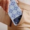 Voltuna Dėklas „Royal Indigo Tilework“ su MagSafe Apple iPhone 13-17 modeliams