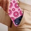 Voltuna Dėklas „Rožinė Frosted Donuts“ su MagSafe Apple iPhone 13-17 modeliams