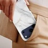 Voltuna Dėklas „Subtle Carrara Marble“ su MagSafe Apple iPhone 13-17 modeliams
