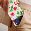 Voltuna Dėklas „Twin Cherries Glow“ su MagSafe Apple iPhone 13-17 modeliams