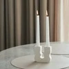 Lukata Minimalaus dizaino žvakidės laikiklis – elegantiška žvakidė bei knygų laikiklis - modernus stalo dekoro akcentas