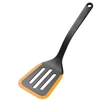 Food spatula Fiskars 1079964. juodas col.