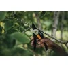 Fiskars Solid™ sekatorius prasilenkiančiais ašmenimis (P121)