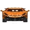 Ramiz Valdomas oranžinis sportinis automobilis