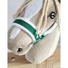Super Hobby Horse Reguliuojamas kantaras hobi arkliukui A3 – žalias su balta pūkine apdaila