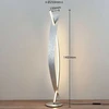 Elegantiškos sidabrinės spalvos LED toršeras Marija