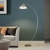 Lindby Zara LED lankinė lempa su kojiniu reguliatoriumi