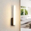 Lucande Lisana LED sieninis šviestuvas, IP44, vertikalus