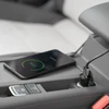 Kruger &amp; Matz dvigubas USB 3100 mA automobilinis įkroviklis su Quick Charge 3.0 ir maitinimo tiekimu