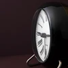 Arne Jacobsen Clocks Arne Jacobsen - Romėniškas stalo laikrodis - Ø11 cm - Baltas ir juodas