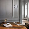 Arne Jacobsen Clocks Arne Jacobsen - Sieninis laikrodis su stotele - Ø16 cm - Juodas