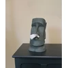 Gertuvė „Winkee“ – servetėlių dozatorius „Moai Stone“ – natūralaus akmens pilkumo – maždaug 30 cm aukščio