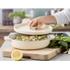 KitchenAid - KA-CI negilus ketaus keptuvės dangčiu - migdolų kremo skonio - 26 cm