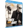 Label M KNOX GOES AWAY (Michaelas Keatonas)